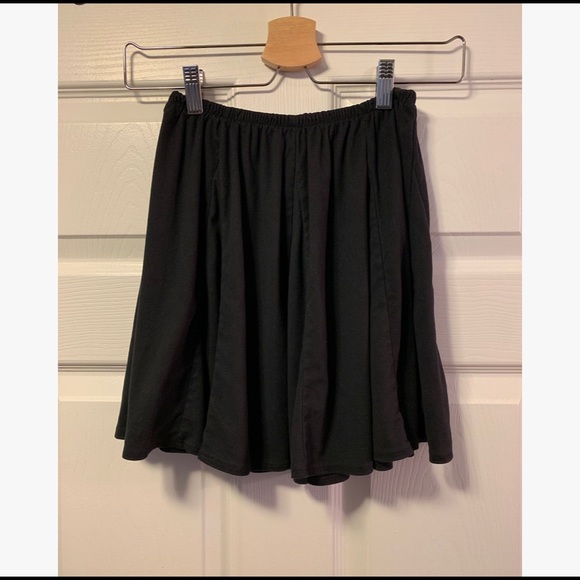 Brandy Melville Sanny faux suede skater skirt - Picture 3 of 3
